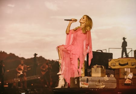 Kylie Golden Tour